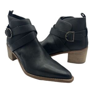 Free People Sz 9 1/2 Back‎ Loop Ankle Black Leather Ankle Boots NEW